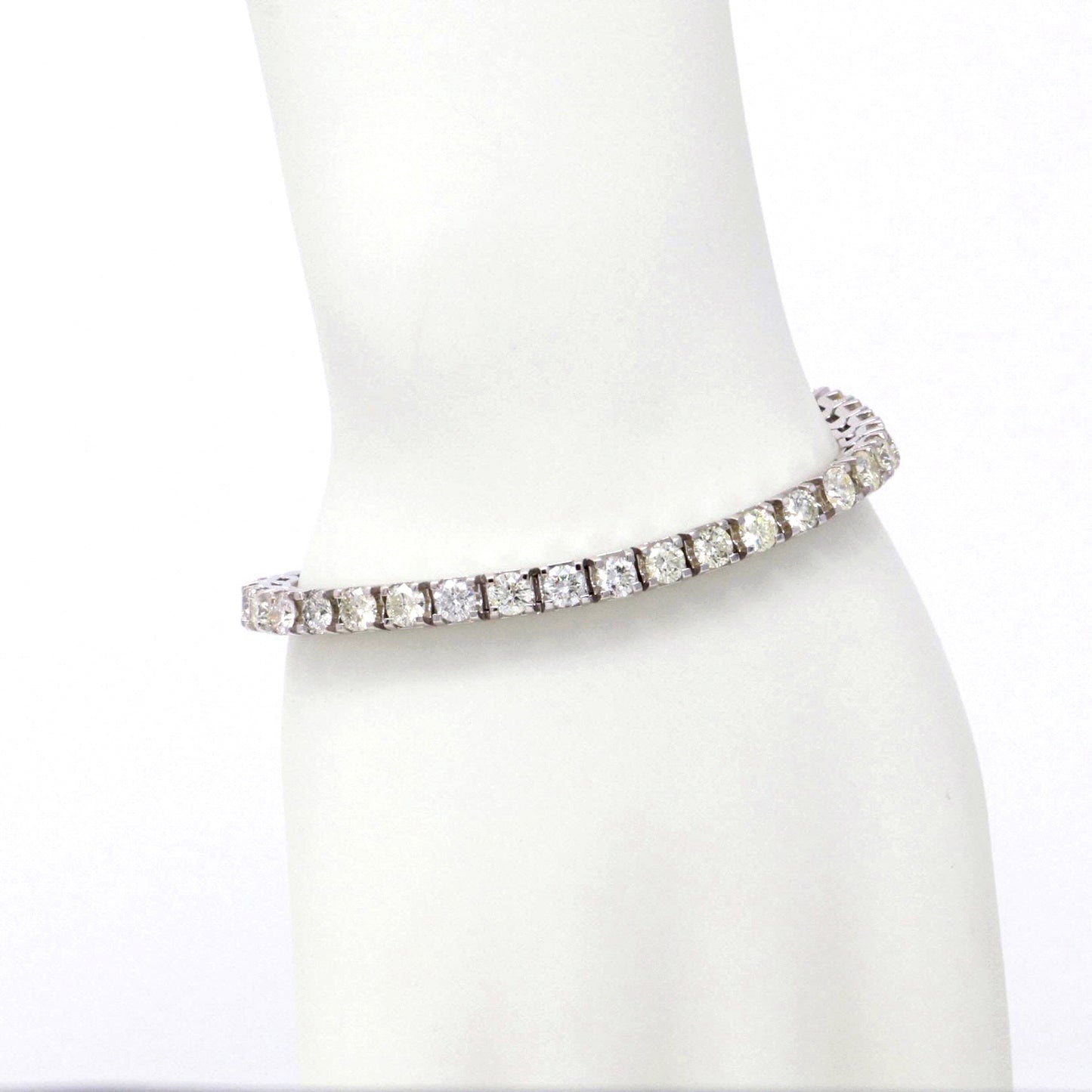 Tennis Bracelet With Round Cut Diamond 9.60ct