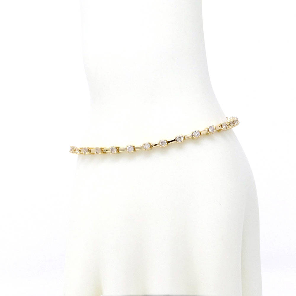 Dainty Yellow Gold Diamond Bracelet 2.00ct