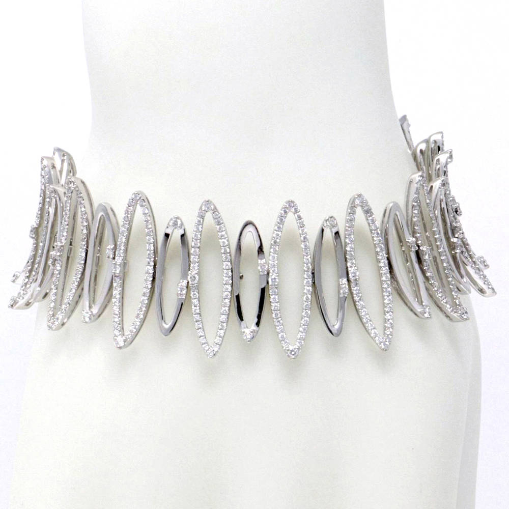 Hollow Leaf Bracelet 3.73ct