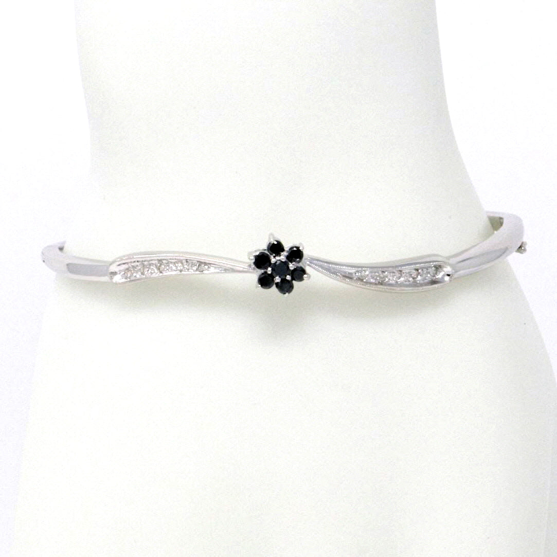 Black Flower Centered Curved Bangle 0.45ct