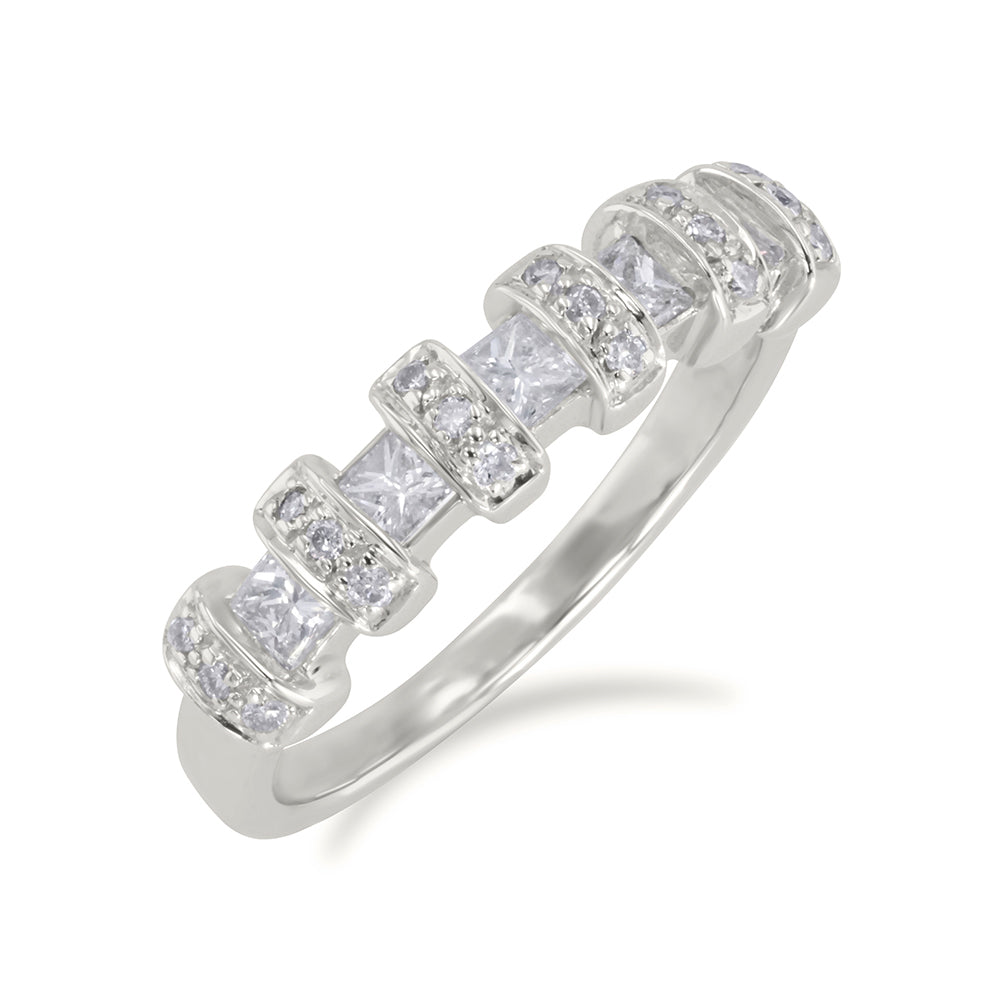 Princess and Round Diamond Band 0.47ct