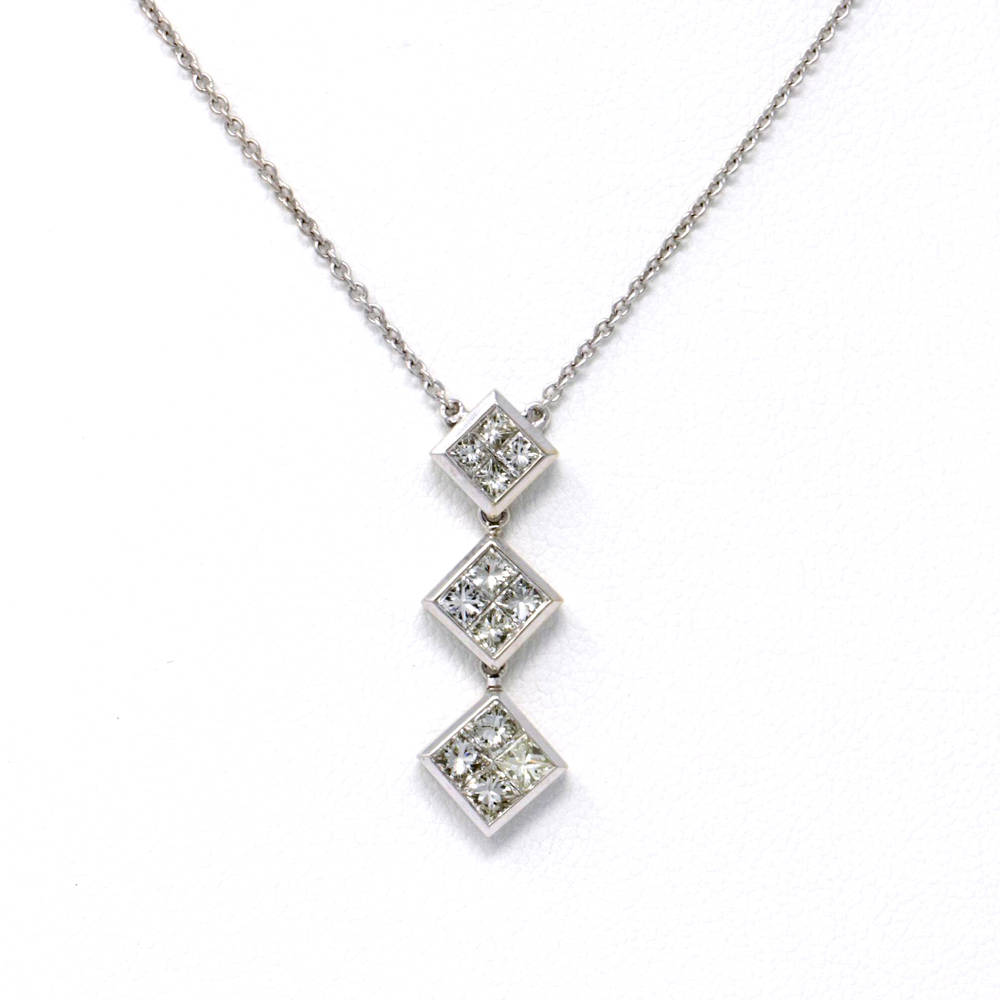 Graduated Princess-Cut Pendant 1.30ct