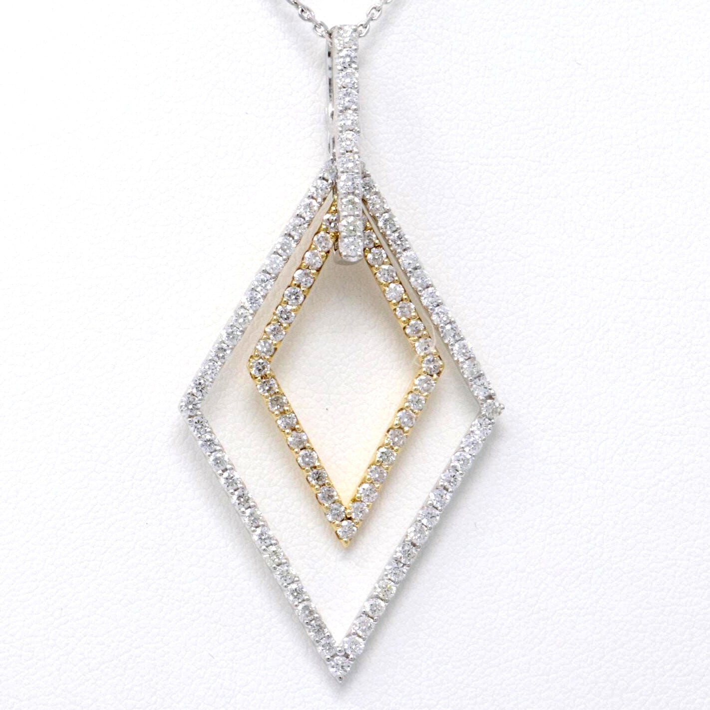 Luxe Diamond Pendant 2.65ct