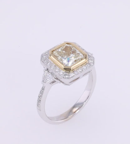 Fancy Yellow Radiant Cut Diamond Ring 2.58ct